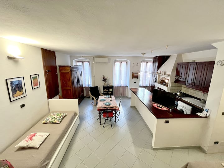 Apprtmnt/loft 60 Mq A 20 M Dal Mare - Loano