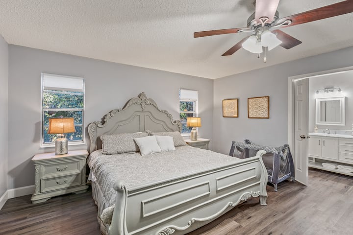 Primary Bedroom with King-size "Purple Mattress" Bed, private bathroom with shower/tub and double vanity and walk-in closet