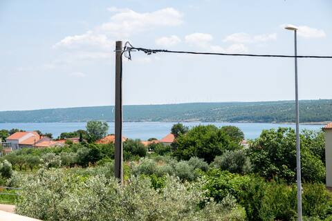 Spacious apartment with sea view