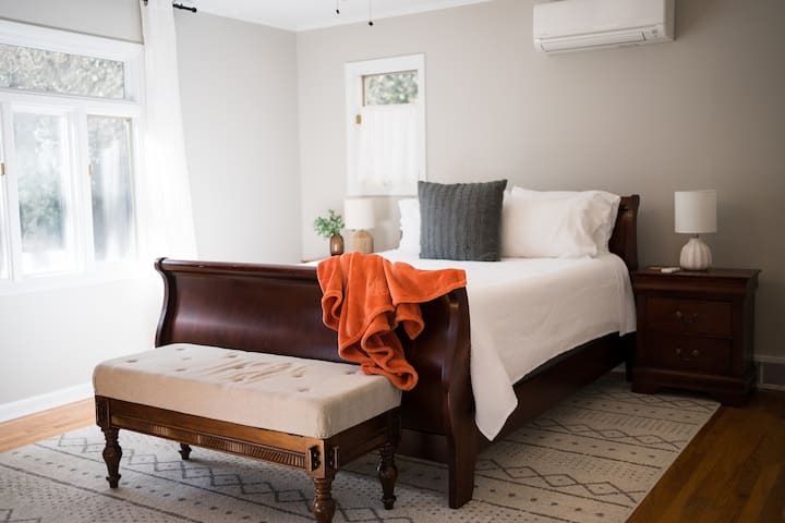 غرفة النوم 1