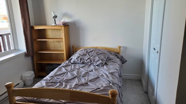 საძინებელი 1