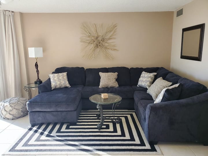 Lovely 2/2 W/ Incredible Intracoastal View - Flagler Beach, FL