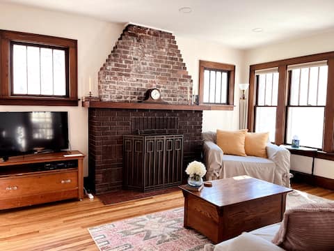 Cozy Cottage Urbana