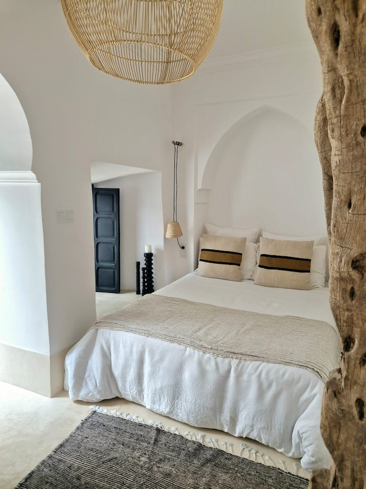 غرفة النوم 2