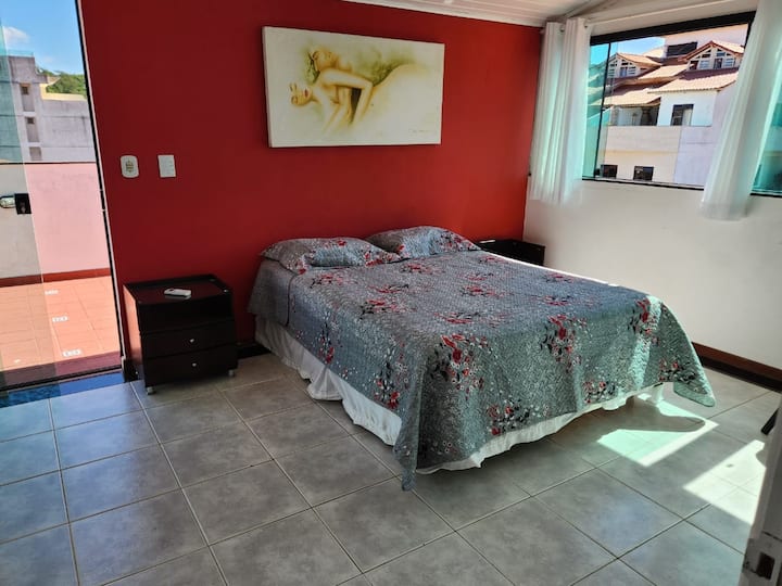 Spavaća soba (apartman) na 2. katu. S 1 bračnim krevetom (1,6x2).