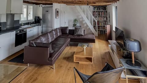 Family apartment next to Versailles