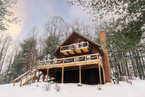 Stay near Old Rag +White Oak Canyon—Cozy Log Cabin