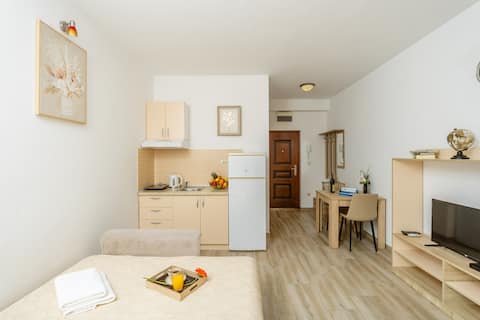 Popular Airbnb listing: Arvala - Double Studio with Balcony in Lazi