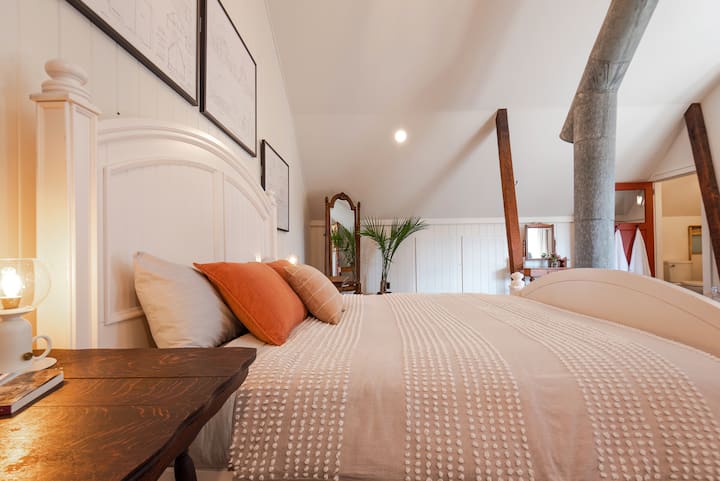 Bedroom area