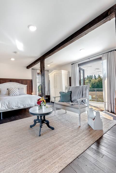 Countryside cottage in Cowichan Valley