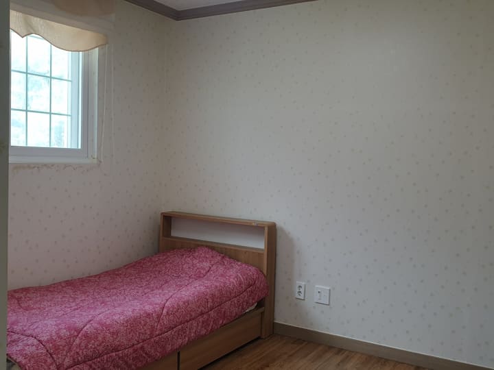 საძინებელი 3