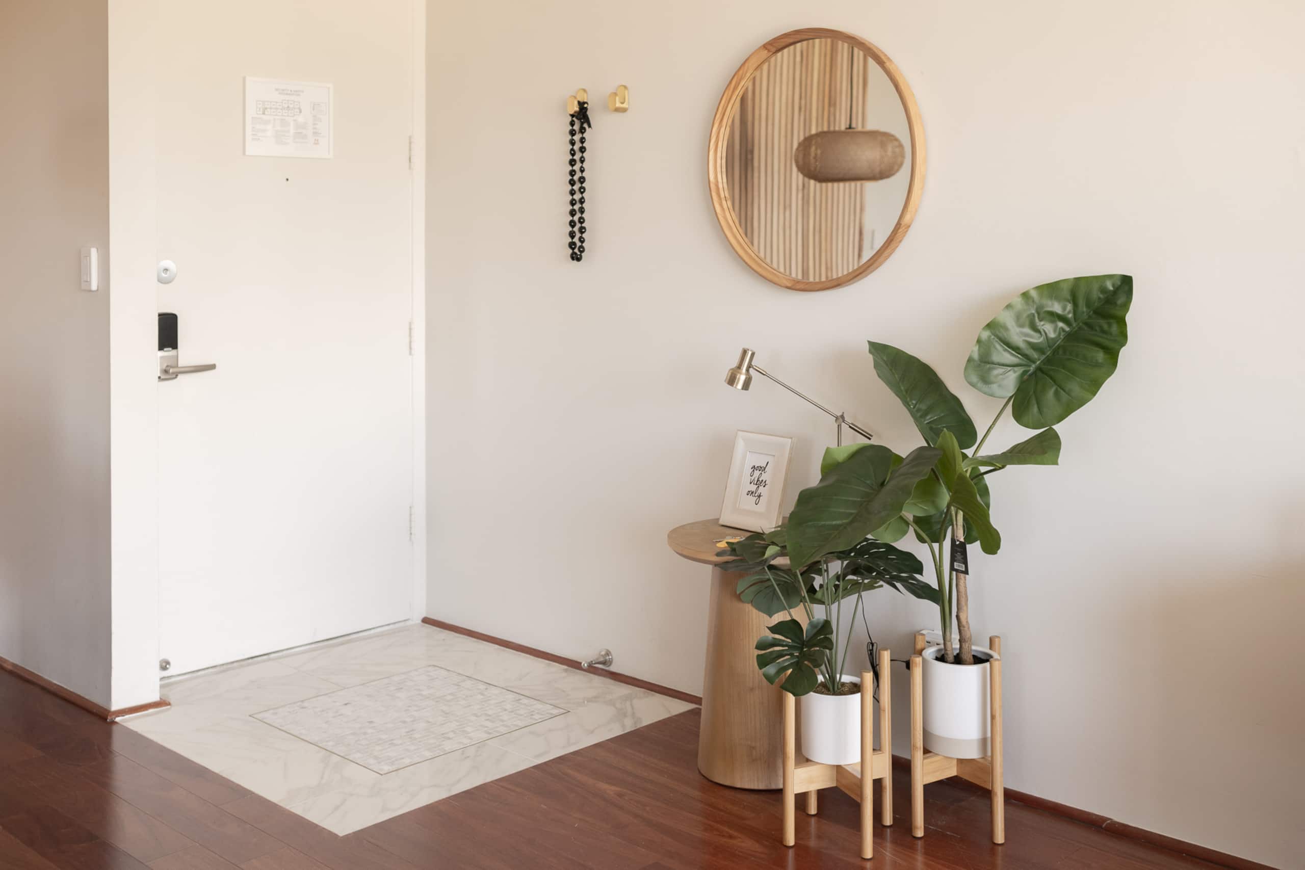 Condo in Honolulu · ★4.98 · 1 bedroom · 1 bed · 1 private bath - Image 4