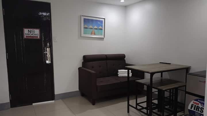 506 4 Pax, 2 Bedroom Unit Ma’am Olive's Hotel - Olóngapo