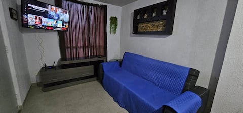Ideal house for groups of up to 8 people
