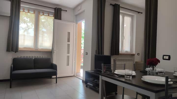 Apartment Near The Lake With Swimming Pool - Mandello del Lario