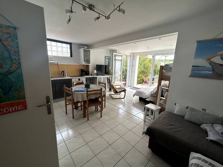 Studio Plein Pied, Jardin Terrasse, 200m De La Mer - Royan