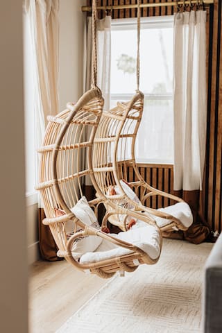 5BD Child/Pet Friendly w/ Spa & Pool Table in PB gallery image 3