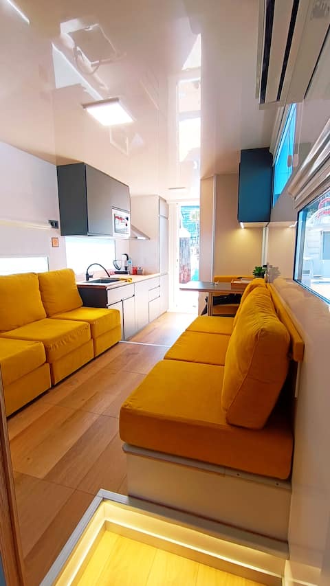 Top Airbnb: Unique Experience: Life on Board in Puerto de Vigo in Vigo