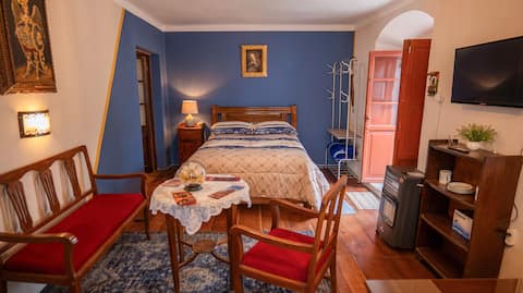 Boutique-style suite in downtown Potosí