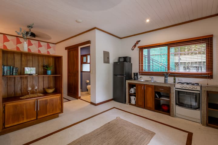 Digital Nomad Studio W/pool - Walk To Beach - Costa Rica