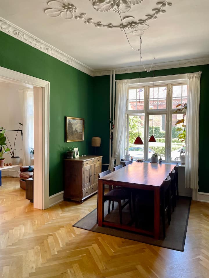 Large, Light, Central Flat With 2 Baths & Bikes - Copenhaguen