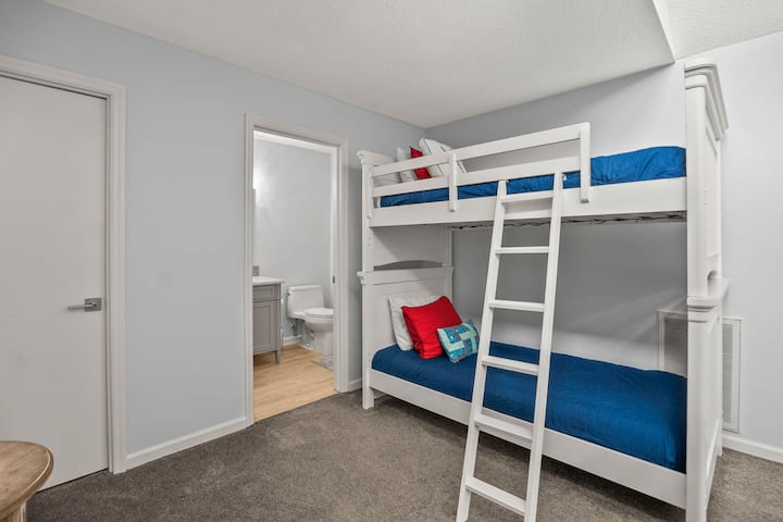 საძინებელი 4