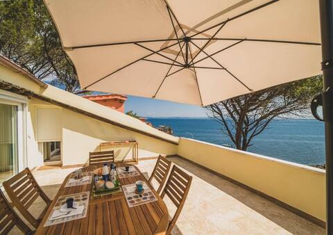 Short Tuscan Rentals - La Terrazza sul Mare
