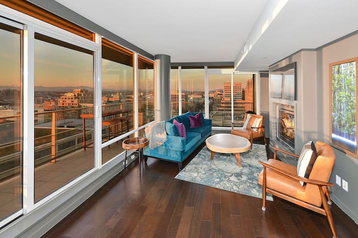 Waterfalls Hotel – Two Bedroom View Condo