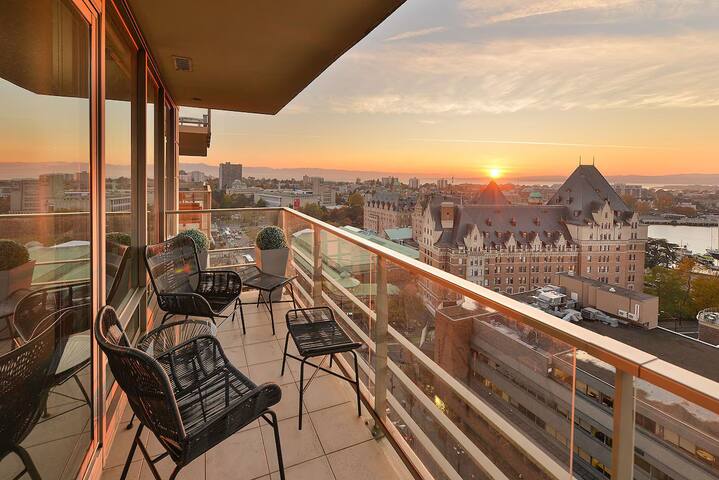 Waterfalls Hotel – Two Bedroom View Condo gallery image 4