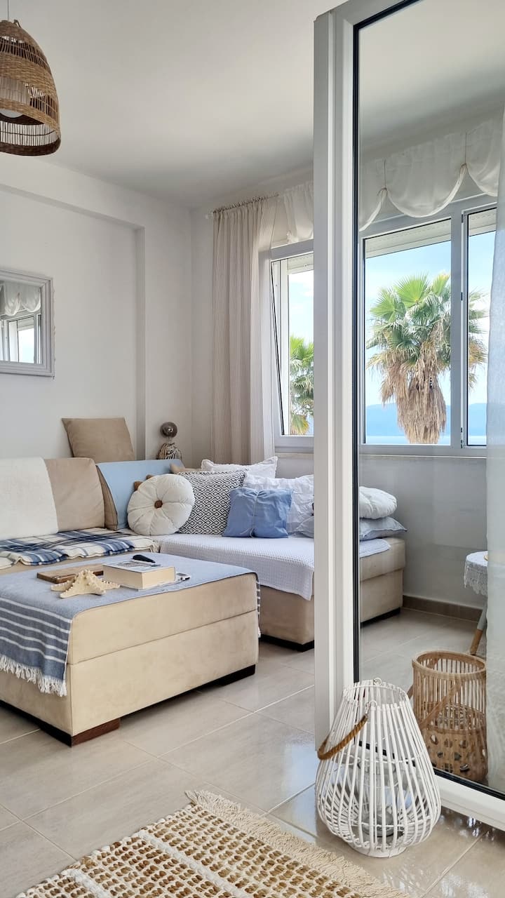 Sea View Residence Luxury Apt In White Residence - サランダ