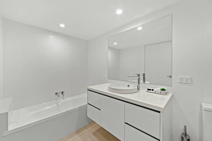 Two Bedroom River views – Picture Point Terraces gallery image 4