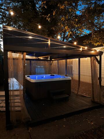 Boho Dream House w/ Hot Tub, Clubhouse, Sleeps 12+ gallery image 3