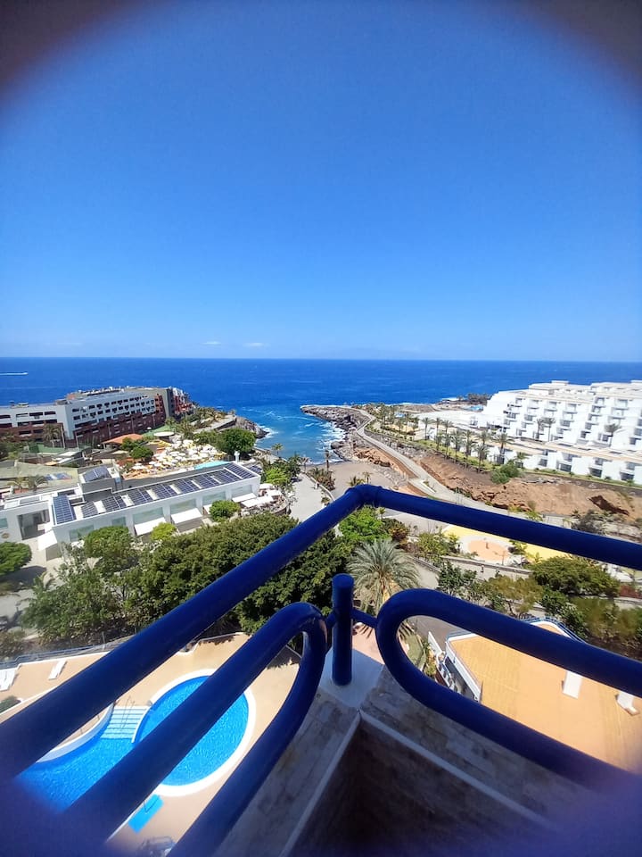 Apartment With Ocean View, Swimming-pool/parking - Adeje