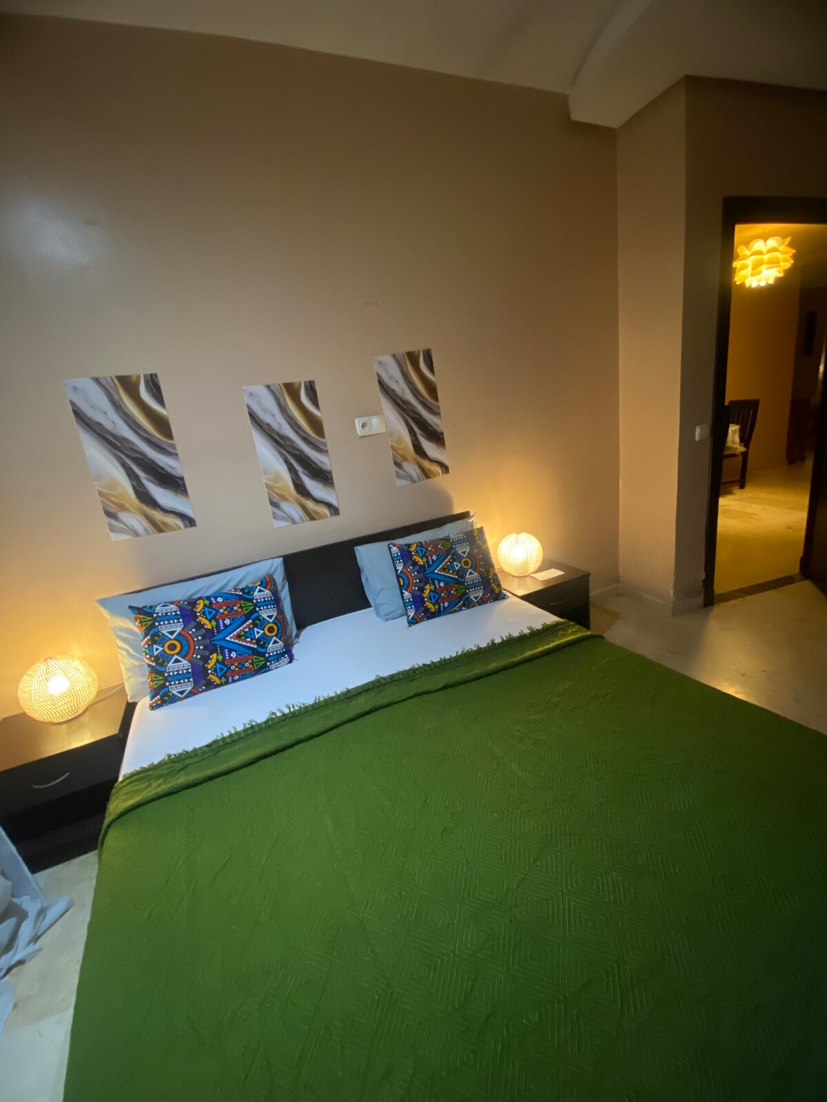 Bed and breakfast in Casablanca  482  1 bedroom  1 bed  1 private bathroom - image 2