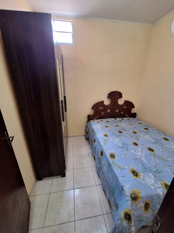 غرفة النوم 1