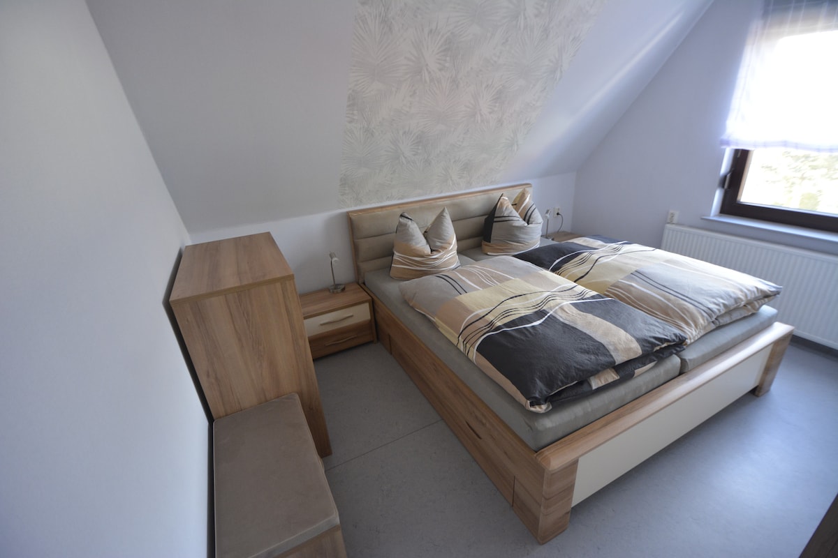 2. spavaća soba, 1. kat