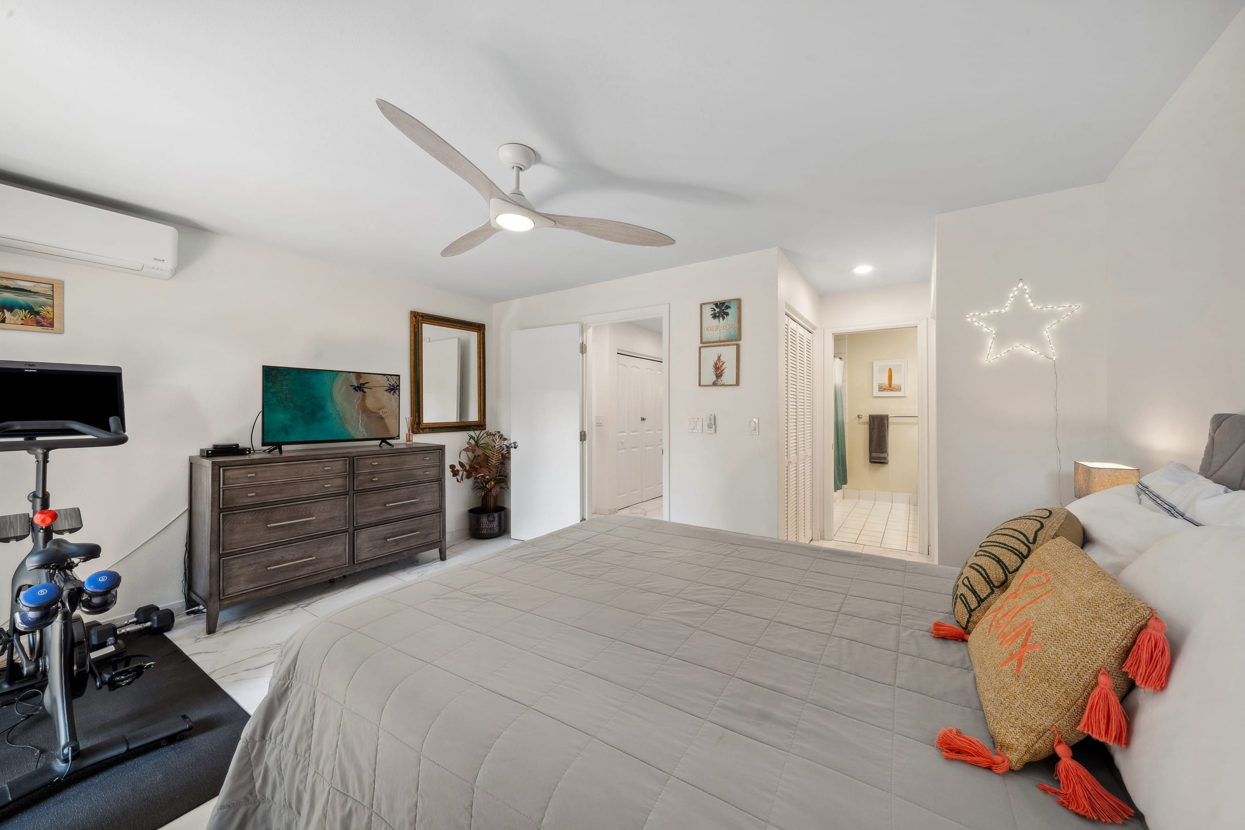 Condo in Kihei · ★4.99 · 1 bedroom · 2 beds · 2 baths - Image 28