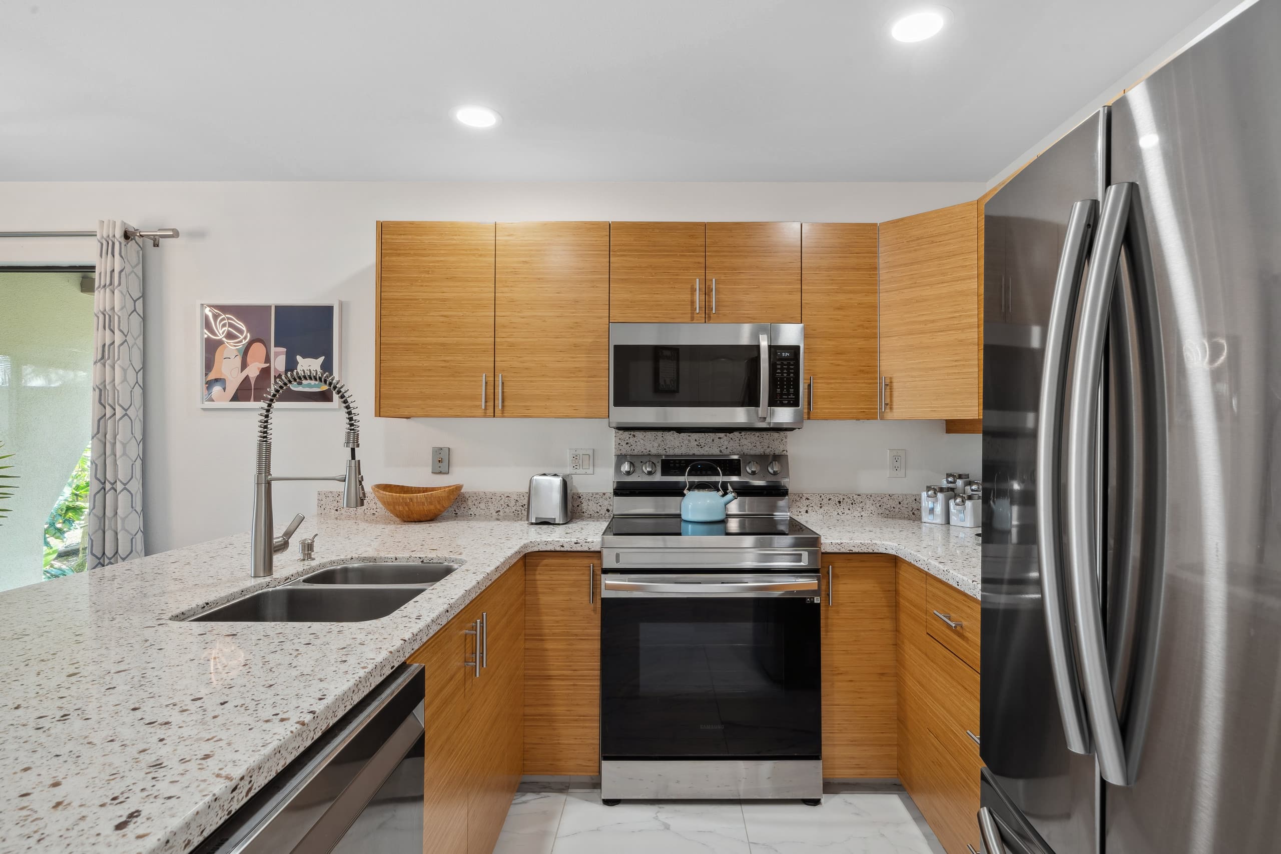Condo in Kihei · ★4.99 · 1 bedroom · 2 beds · 2 baths - Image 15