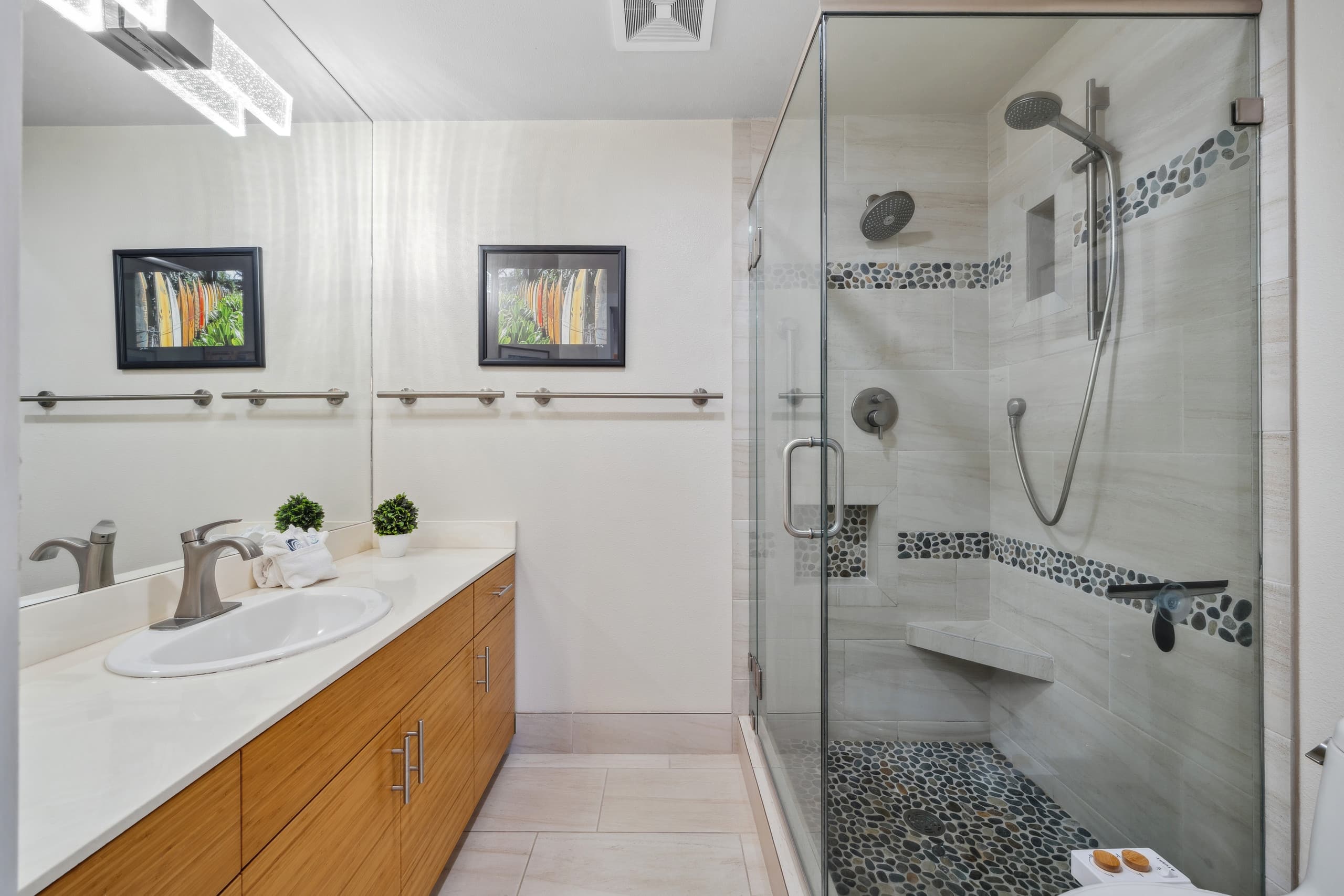 Condo in Kihei · ★4.99 · 1 bedroom · 2 beds · 2 baths - Image 38