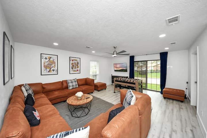 3kings| 2queens| Playground| Double Washer Dryer - Katy, TX