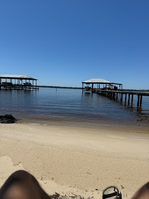Nice House in Pedido Bay