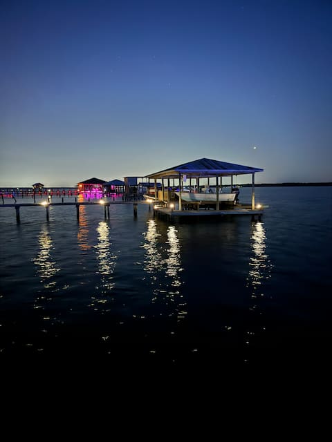 Nice House in Pedido Bay