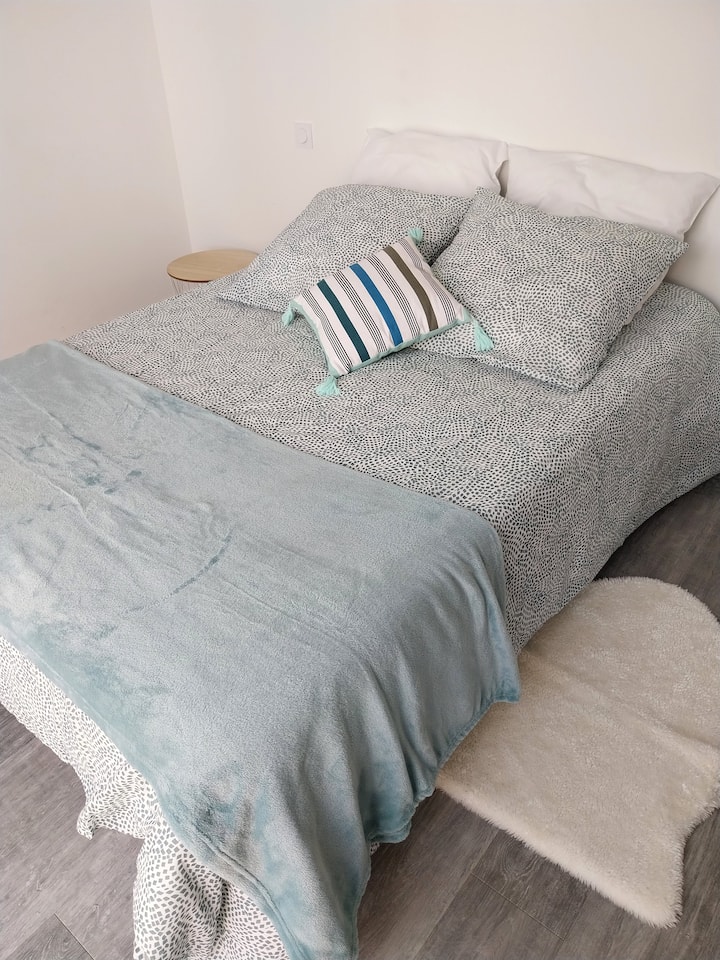 غرفة النوم 2