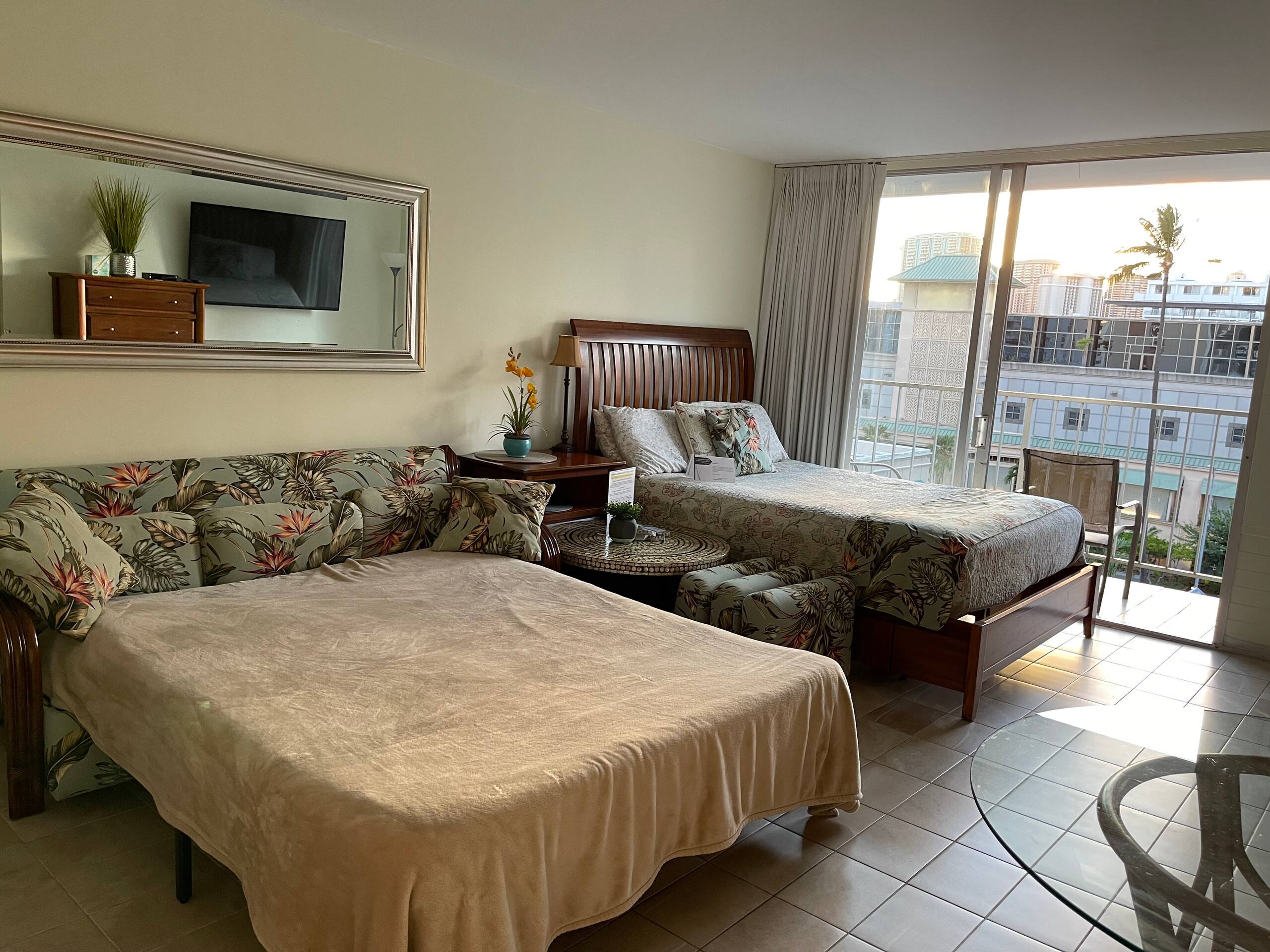 Condo in Honolulu · ★4.6 · Studio · 2 beds · 1 private bath - Image 51