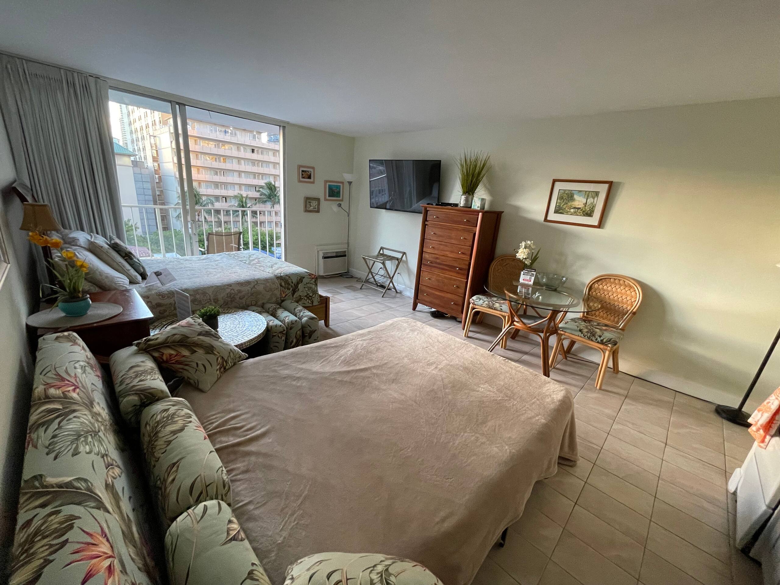 Condo in Honolulu · ★4.6 · Studio · 2 beds · 1 private bath - Image 45