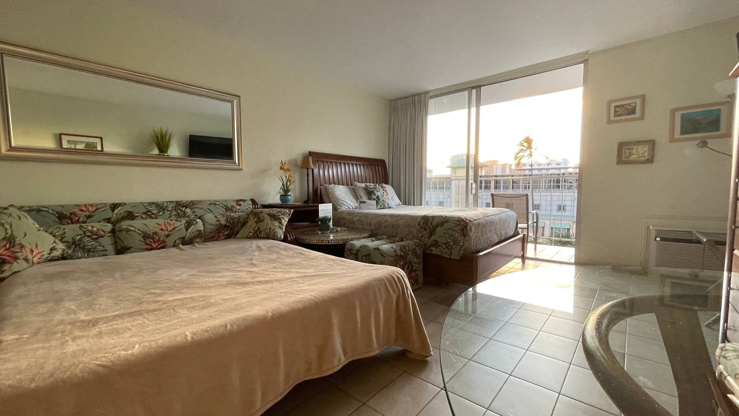 Condo in Honolulu · ★4.6 · Studio · 2 beds · 1 private bath - Image 48