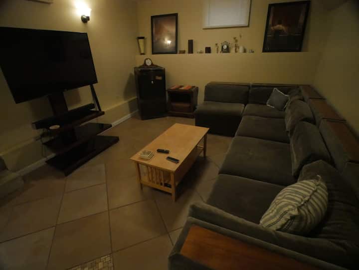 1200 Sq Ft - Bloomington