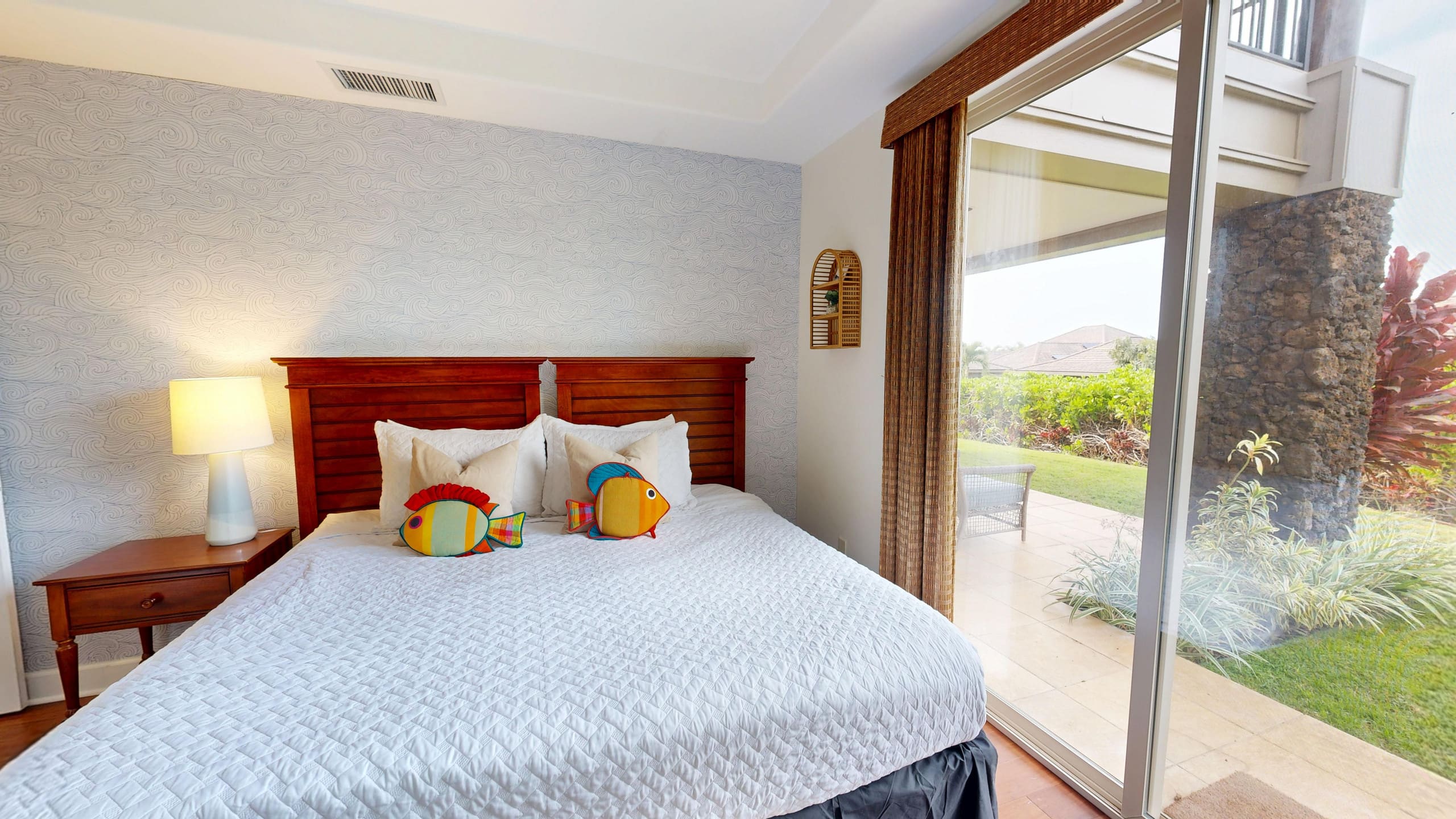 Home in Waimea · ★4.88 · 4 bedrooms · 7 beds · 3.5 baths - Image 17