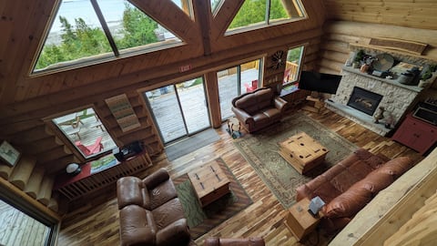 Popular Airbnb listing: Waterfront Paradise Retreat on the Bruce Peninsula in Northern Bruce Peninsula