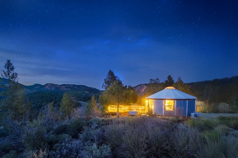 Top Airbnb: #5 Clifftop View Yurt HOT TUB Between Zion/Bryce in Utah